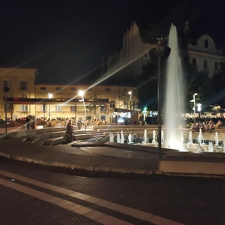Gutenberg utca Apartman Szegedin Exterior foto