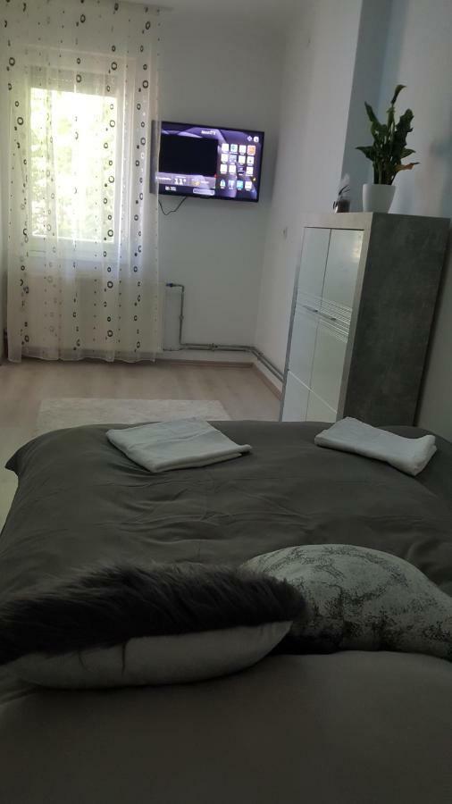 Gutenberg utca Apartman Szegedin Exterior foto