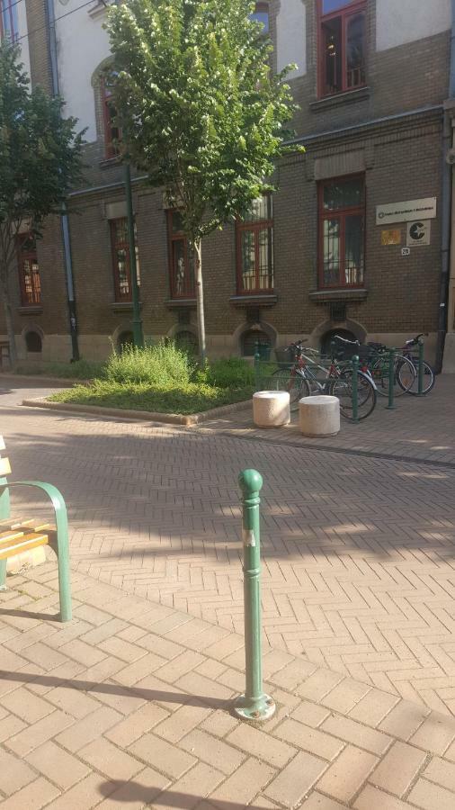 Gutenberg utca Apartman Szegedin Exterior foto